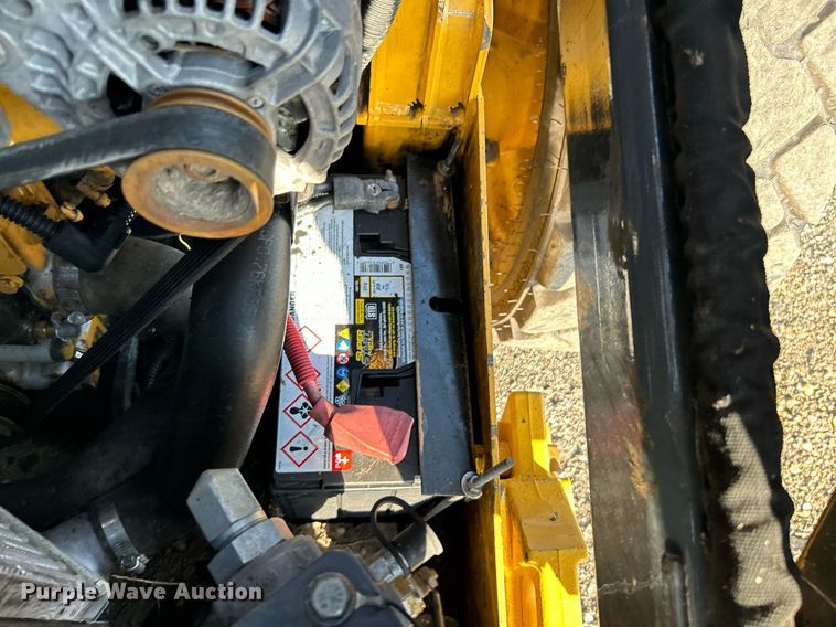 image for item KW9193 2012 John Deere 320D  skid steer loader