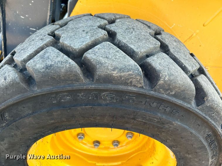 image for item KW9193 2012 John Deere 320D  skid steer loader