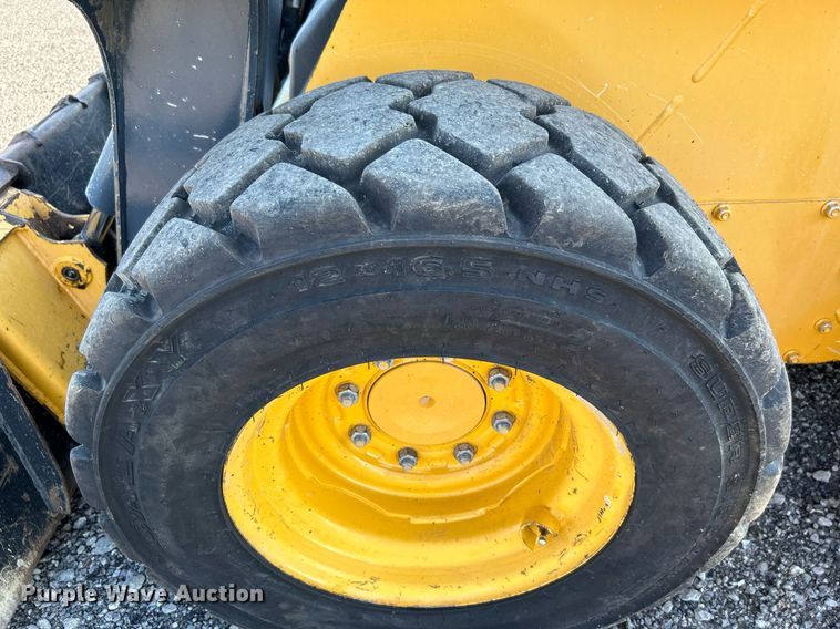 image for item KW9193 2012 John Deere 320D  skid steer loader