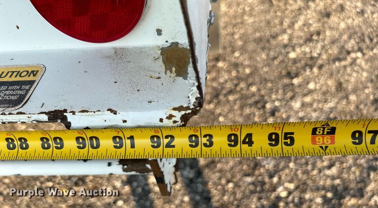 image for item KW9196 2006 International 7400  bucket truck