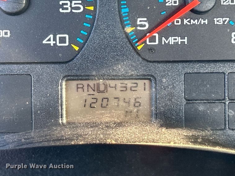 image for item KW9196 2006 International 7400  bucket truck