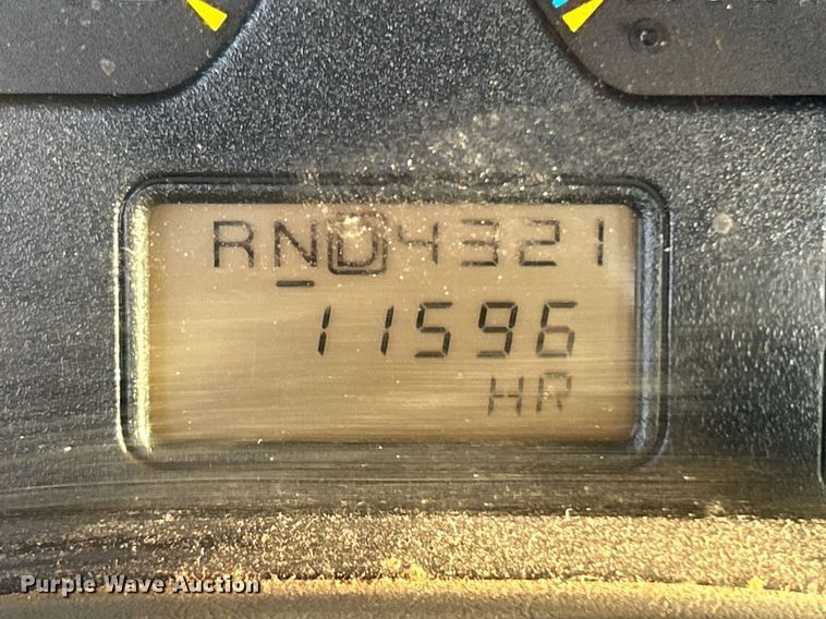 image for item KW9196 2006 International 7400  bucket truck