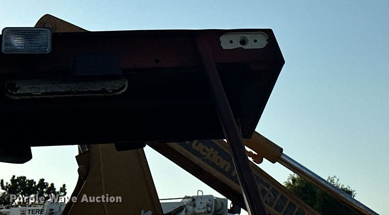 image for item KW9197 1992 Case 580 Super K  backhoe