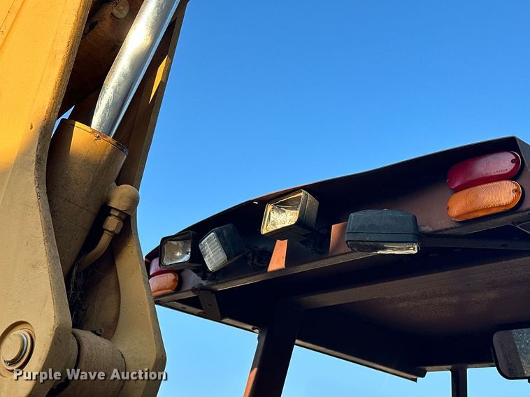 image for item KW9197 1992 Case 580 Super K  backhoe