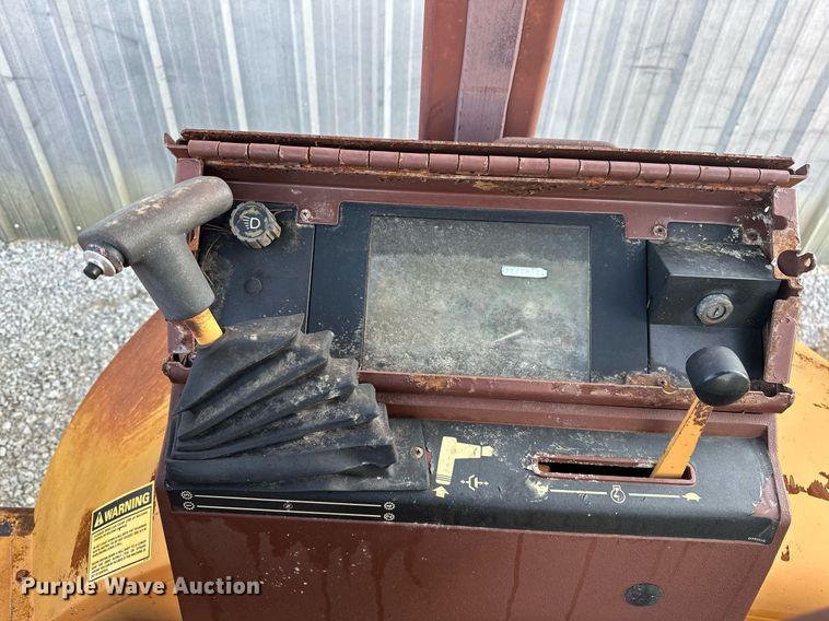 image for item KW9197 1992 Case 580 Super K  backhoe