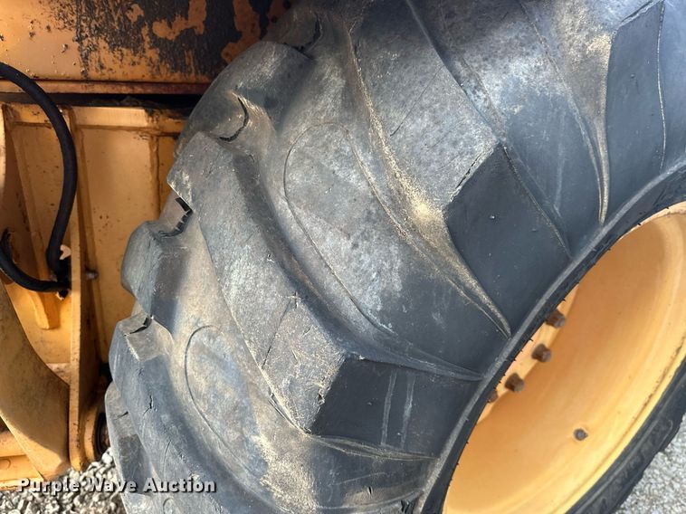 image for item KW9197 1992 Case 580 Super K  backhoe