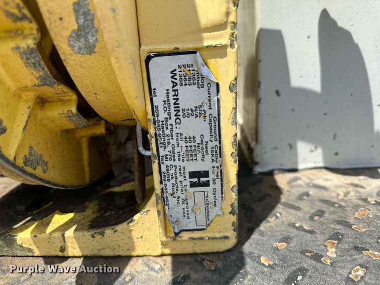 image for item KW9203 2006 International 4300  digger derrick truck