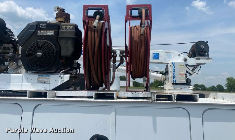 image for item KW9263 2009 Ford F550  SuperCab utility / service truck