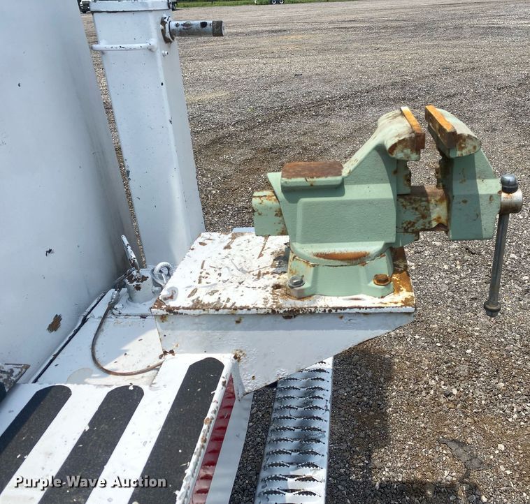 image for item KW9263 2009 Ford F550  SuperCab utility / service truck