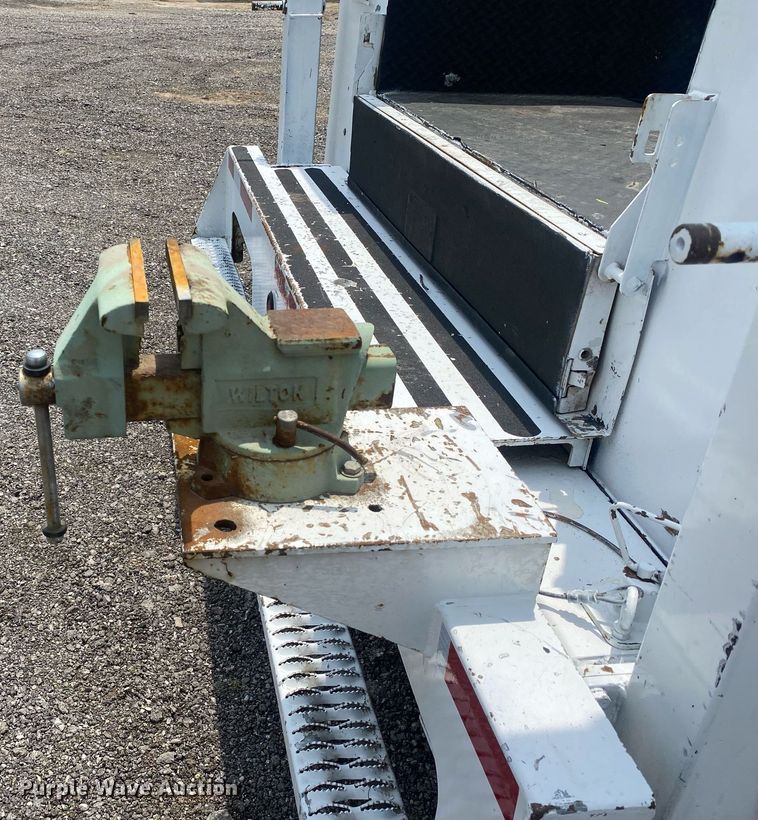 image for item KW9263 2009 Ford F550  SuperCab utility / service truck