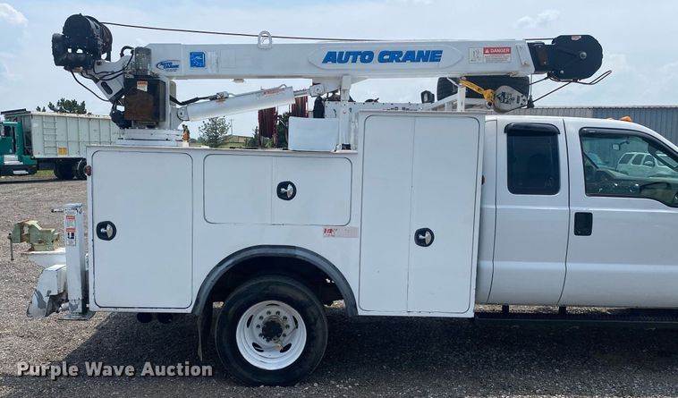 image for item KW9263 2009 Ford F550  SuperCab utility / service truck