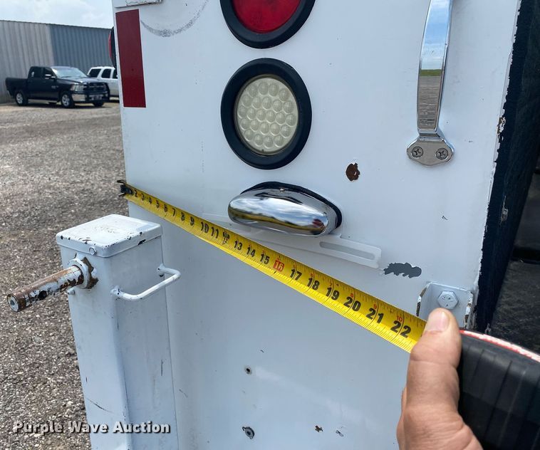 image for item KW9263 2009 Ford F550  SuperCab utility / service truck