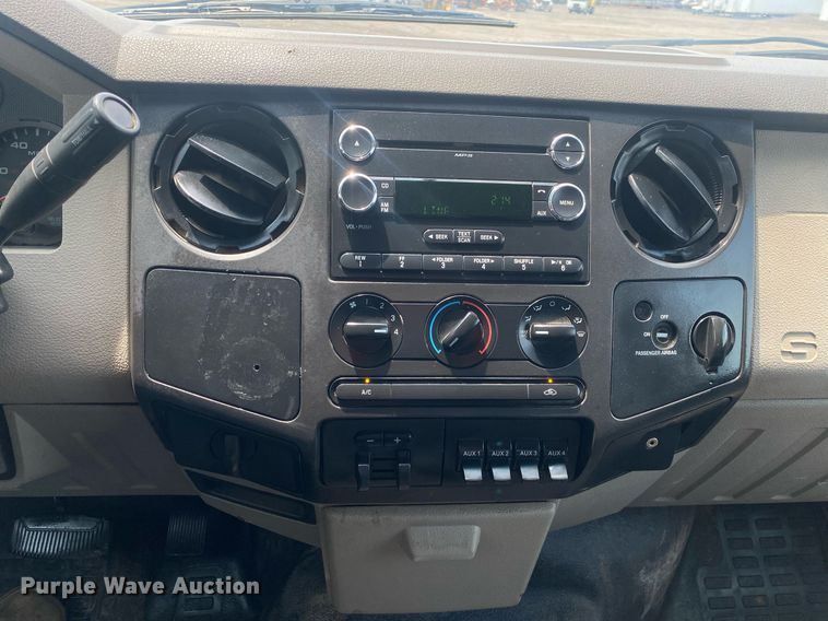 image for item KW9263 2009 Ford F550  SuperCab utility / service truck