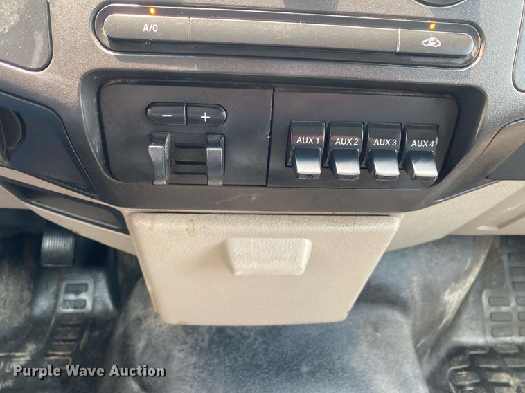 image for item KW9263 2009 Ford F550  SuperCab utility / service truck