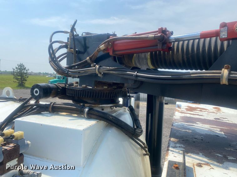 image for item KW9267 2007 International 7400  vacuum truck