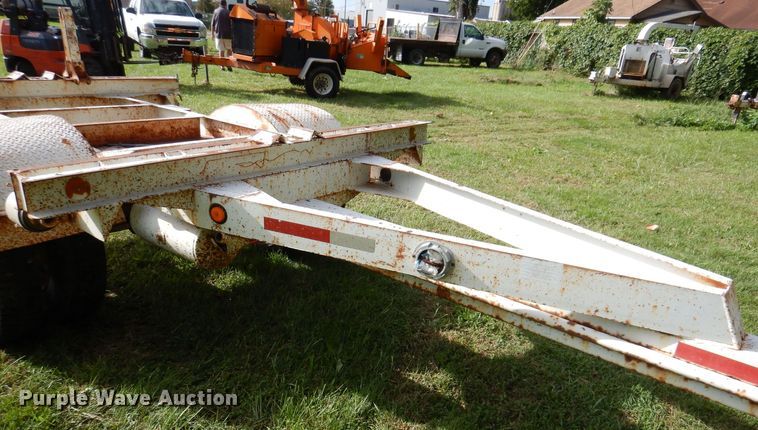 image for item KW9510 1992 Butler EW2850  pole trailer