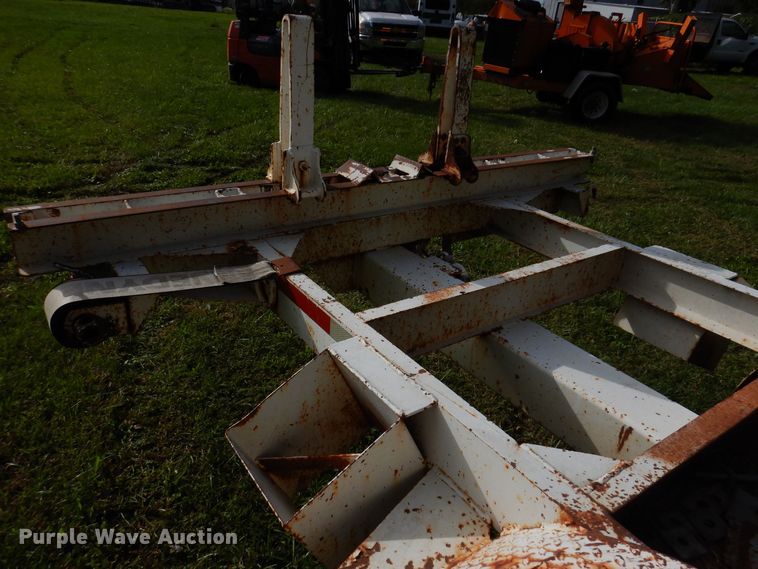 image for item KW9510 1992 Butler EW2850  pole trailer