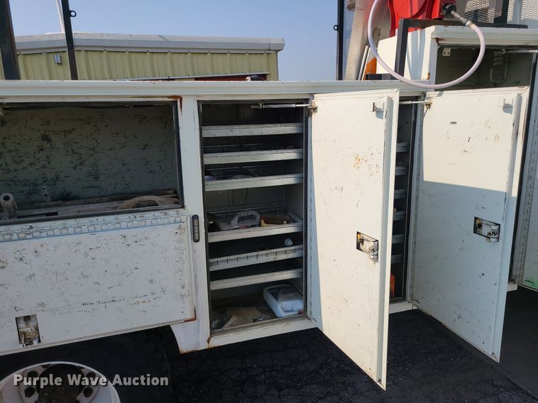 image for item LE9131 2008 International WorkStar 7400  Crew Cab utility / service truck