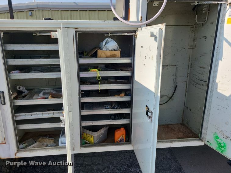 image for item LE9131 2008 International WorkStar 7400  Crew Cab utility / service truck