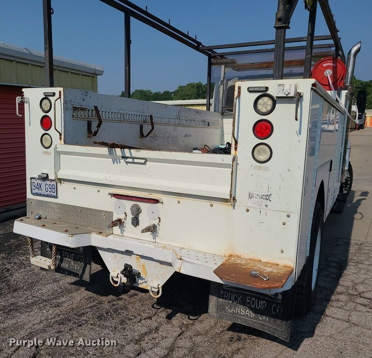 image for item LE9131 2008 International WorkStar 7400  Crew Cab utility / service truck