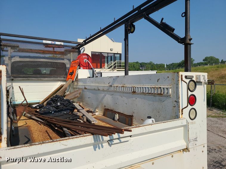 image for item LE9131 2008 International WorkStar 7400  Crew Cab utility / service truck