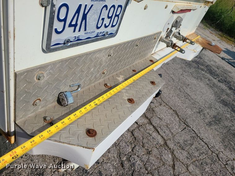 image for item LE9131 2008 International WorkStar 7400  Crew Cab utility / service truck