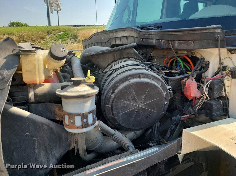 image for item LE9131 2008 International WorkStar 7400  Crew Cab utility / service truck