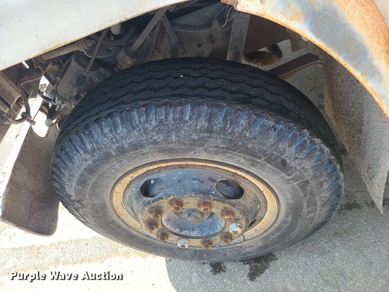 image for item LE9150 1987 International 1654  dump truck