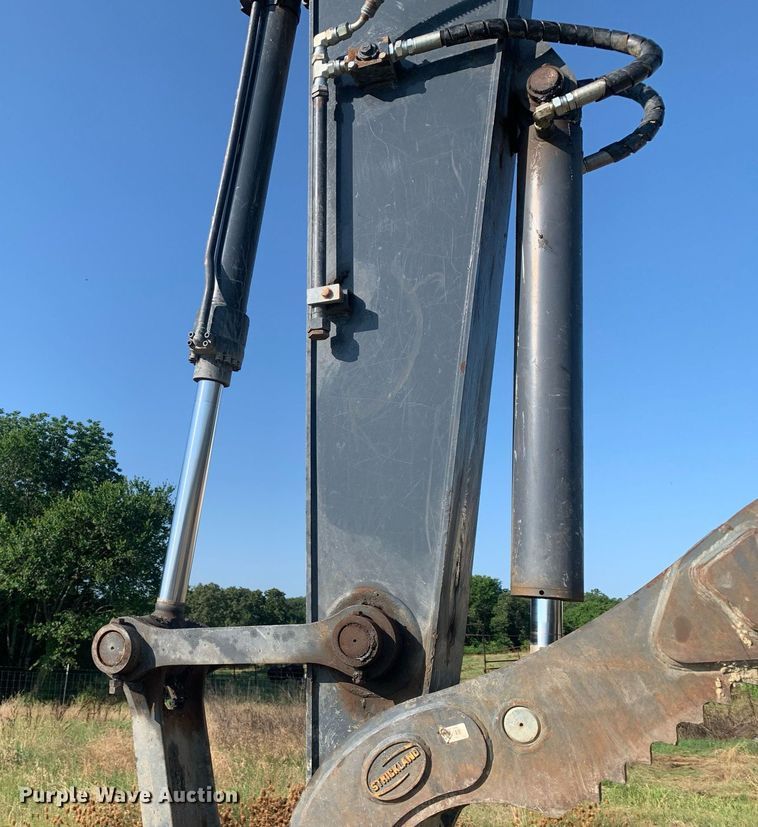 image for item LH9717 2019 John Deere 180G LC  excavator