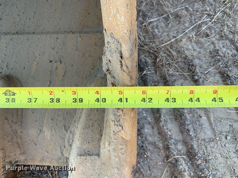 image for item LH9717 2019 John Deere 180G LC  excavator