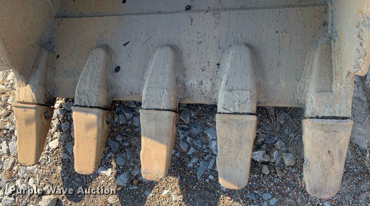 image for item LH9717 2019 John Deere 180G LC  excavator