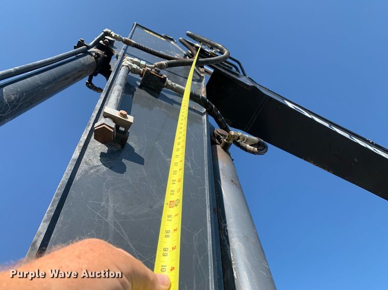 image for item LH9717 2019 John Deere 180G LC  excavator