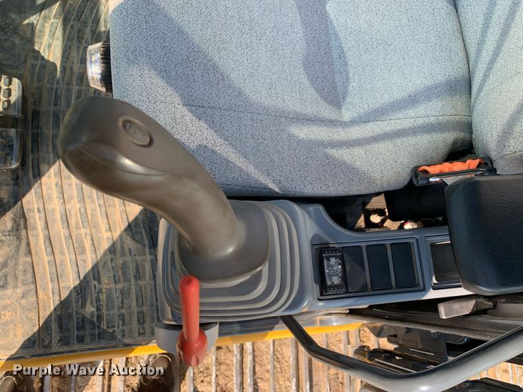 image for item LH9717 2019 John Deere 180G LC  excavator