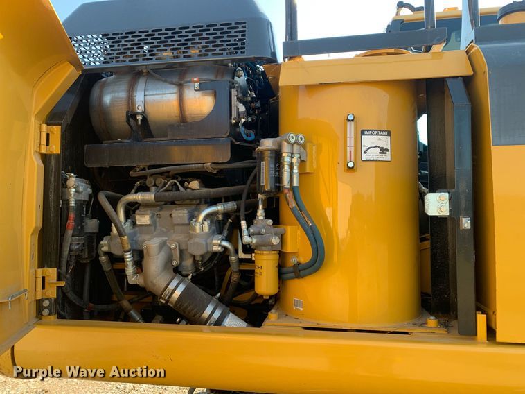 image for item LH9717 2019 John Deere 180G LC  excavator