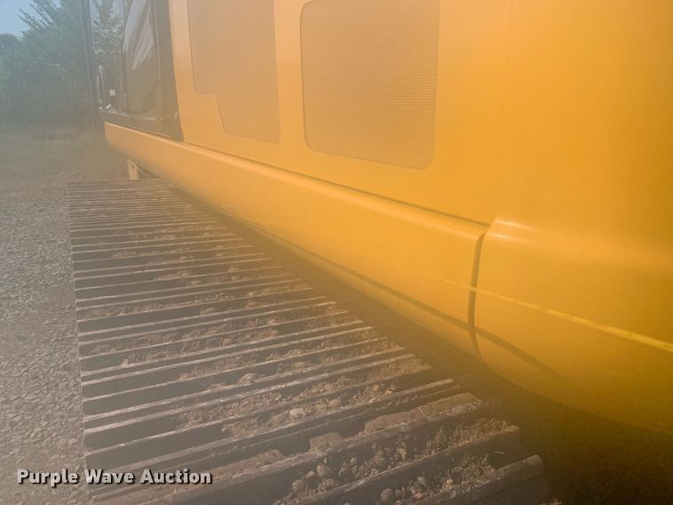 image for item LH9717 2019 John Deere 180G LC  excavator