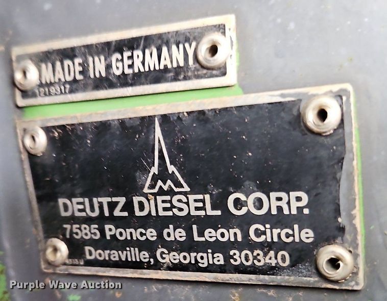 image for item LM9056 1989 New Holland L781  skid steer loader