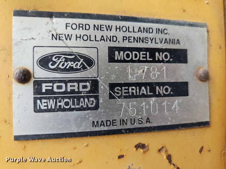 image for item LM9056 1989 New Holland L781  skid steer loader