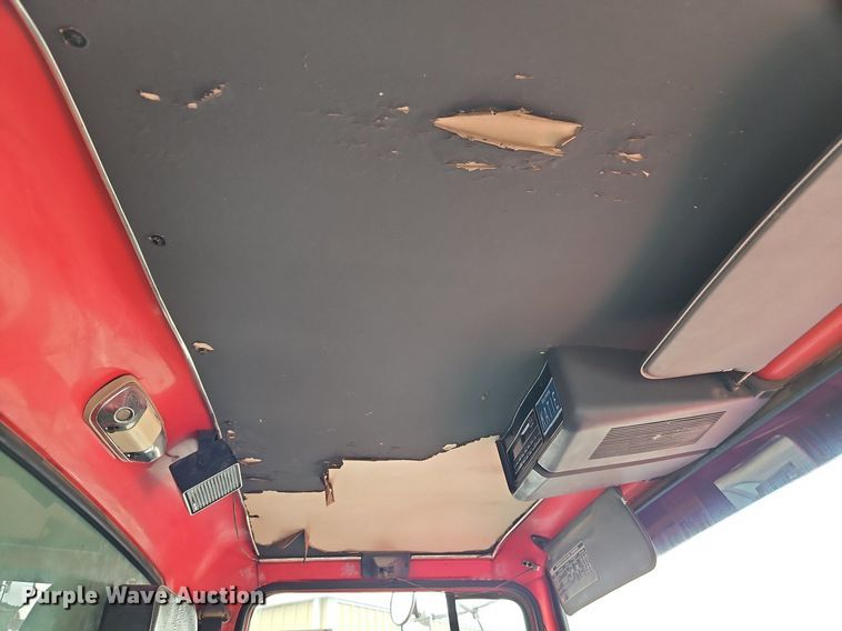 image for item LM9057 1995 Ford L9000  dump truck