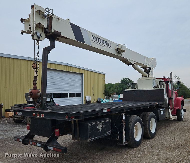 image for item LM9058 1997 Ford LT8000  crane truck