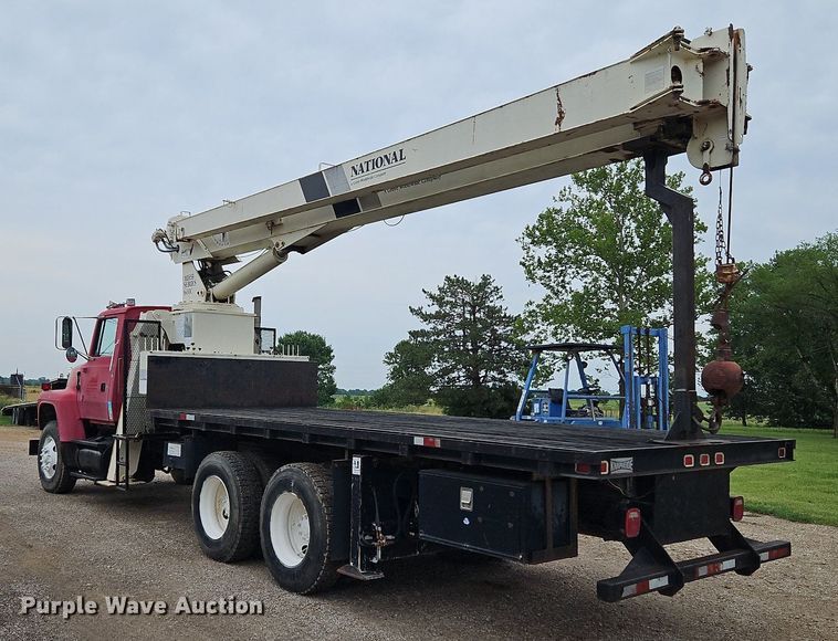 image for item LM9058 1997 Ford LT8000  crane truck