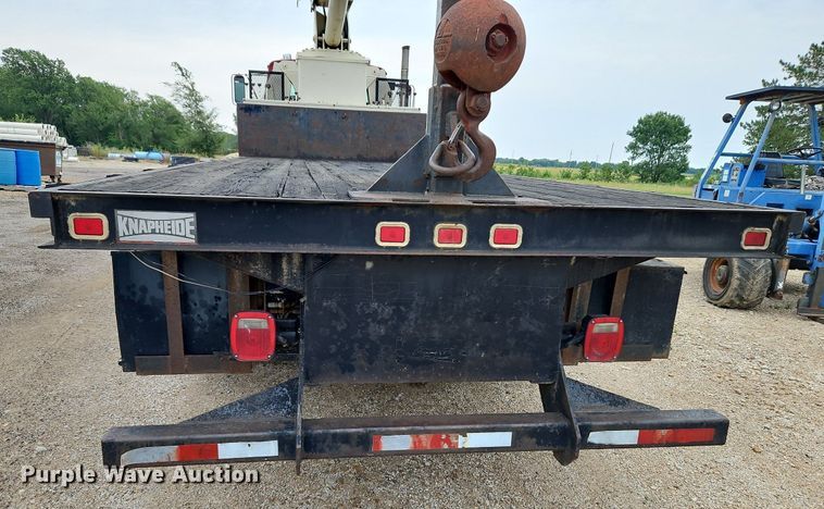 image for item LM9058 1997 Ford LT8000  crane truck