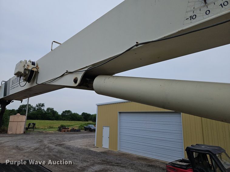 image for item LM9058 1997 Ford LT8000  crane truck