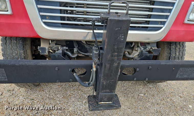 image for item LM9058 1997 Ford LT8000  crane truck