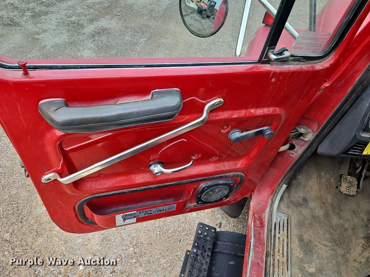 image for item LM9058 1997 Ford LT8000  crane truck