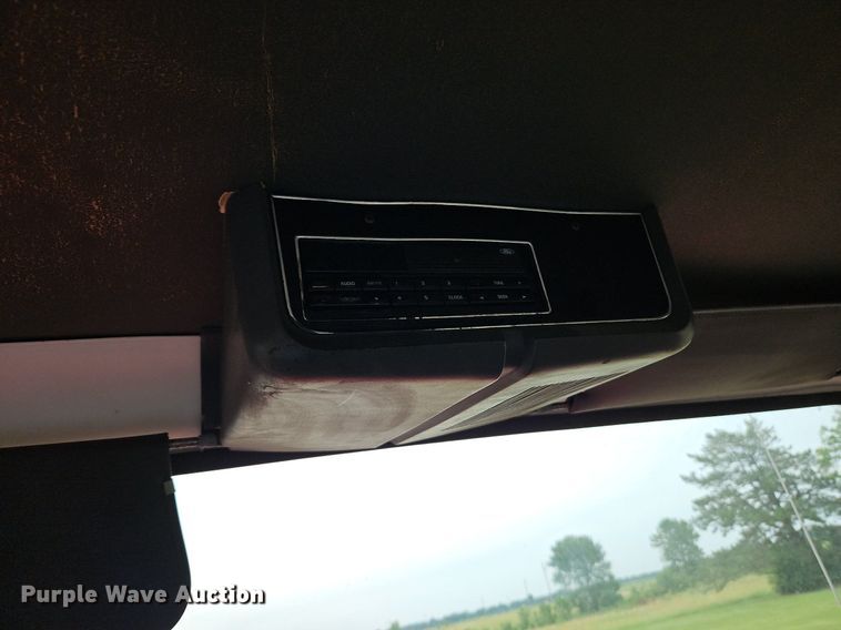 image for item LM9058 1997 Ford LT8000  crane truck