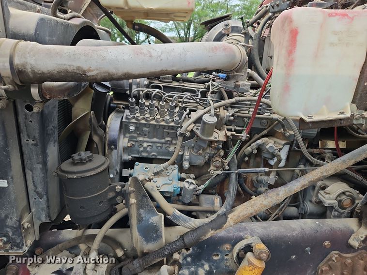 image for item LM9058 1997 Ford LT8000  crane truck