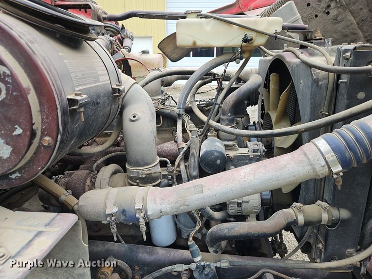 image for item LM9058 1997 Ford LT8000  crane truck