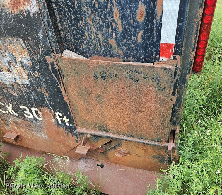 image for item LM9061 Barrel dump bed