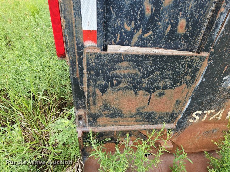 image for item LM9061 Barrel dump bed