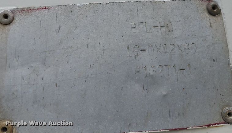 image for item LM9063 2006 International 7400  dump truck